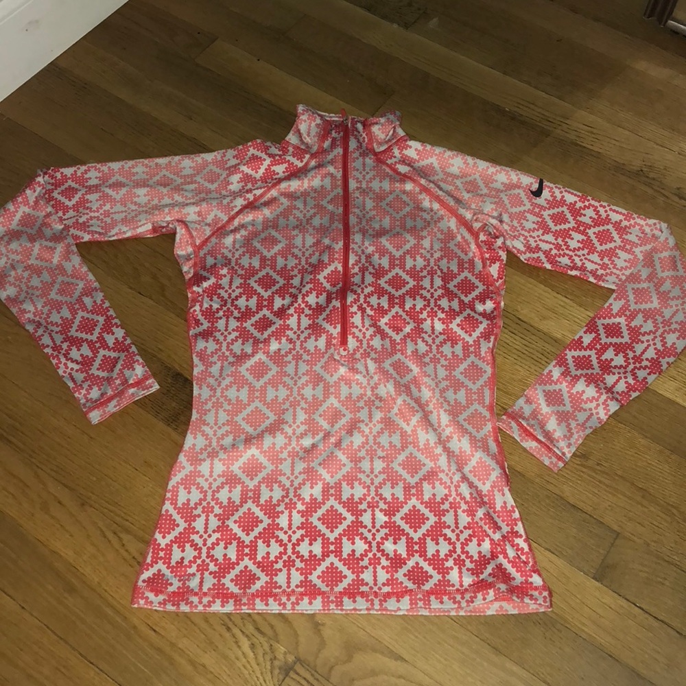 Nike pullover